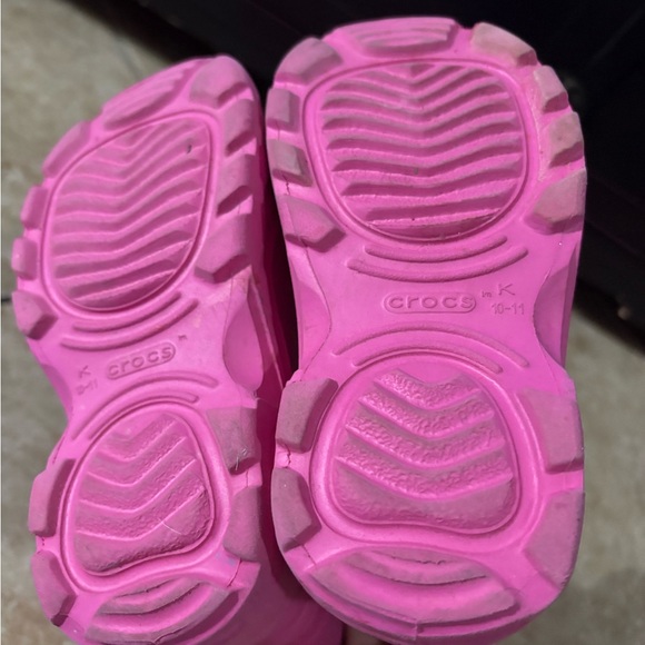 CROCS Fuchsia Kids' Boots - Picture 4 of 6